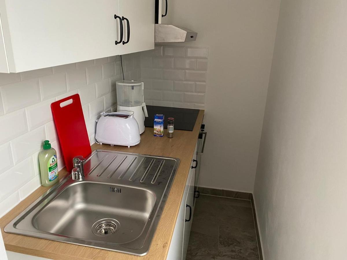 Interaktiv Appartements In Ratingen - Duesseldorferstrasse Bagian luar foto