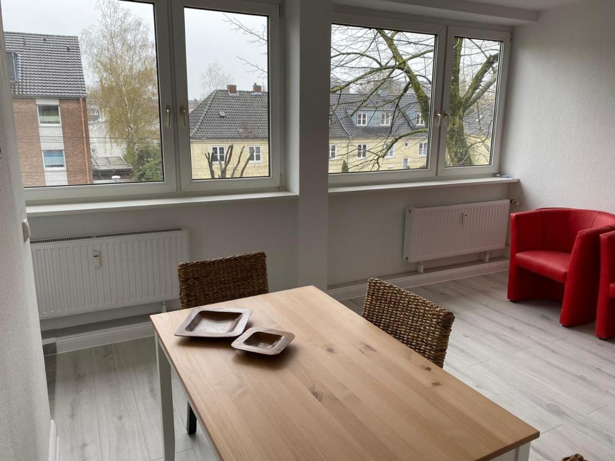 Interaktiv Appartements In Ratingen - Duesseldorferstrasse Bagian luar foto