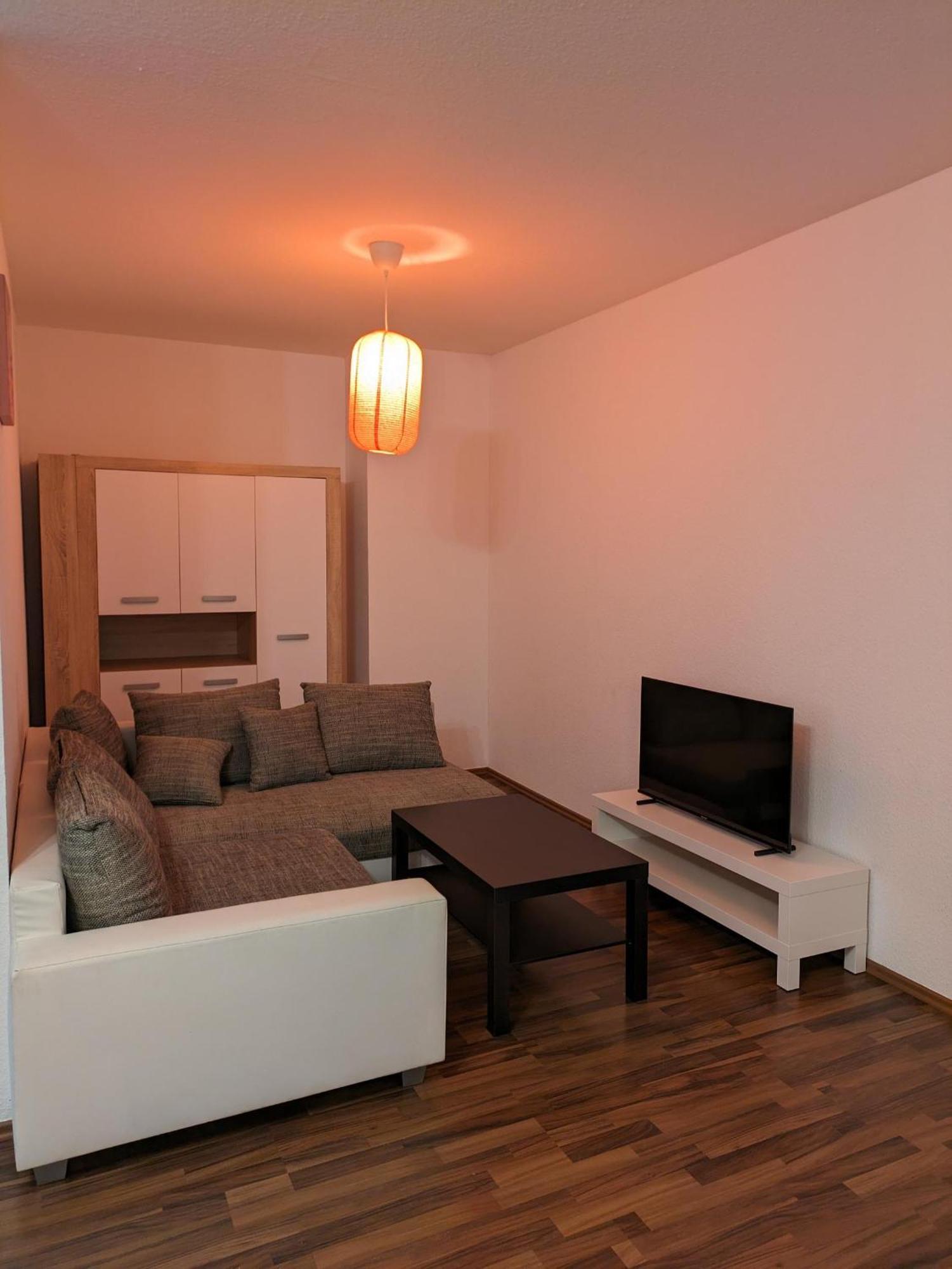 Interaktiv Appartements In Ratingen - Duesseldorferstrasse Bagian luar foto